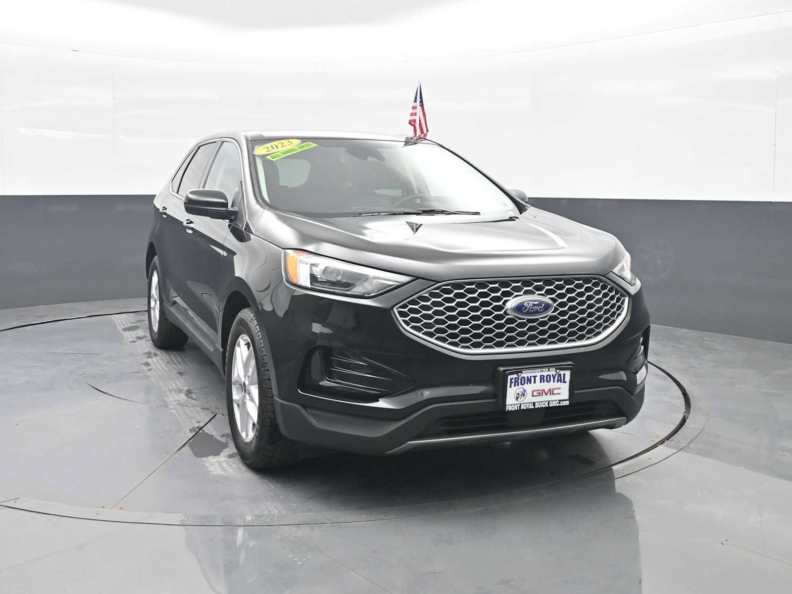 Used 2023 Ford Edge SEL AWD/4WD image 2
