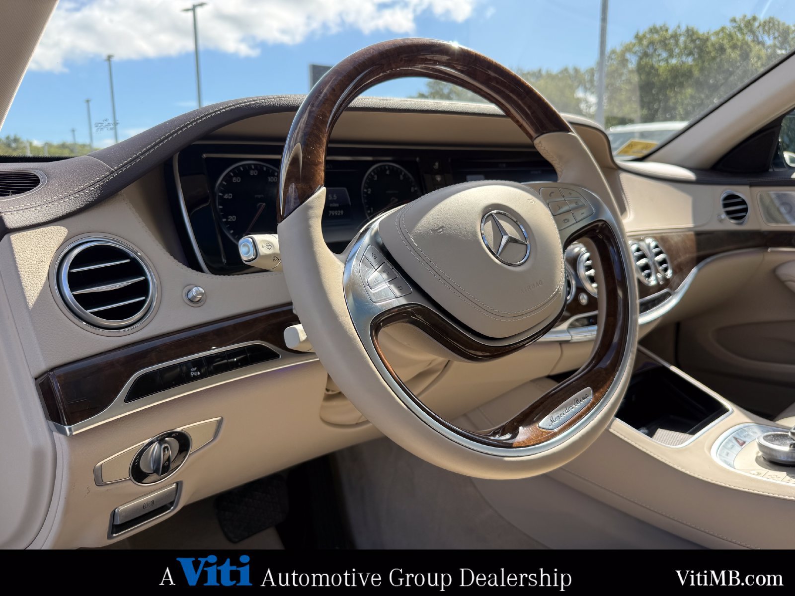 Used 2017 Mercedes-Benz S 550 4MATIC Sedan image 17