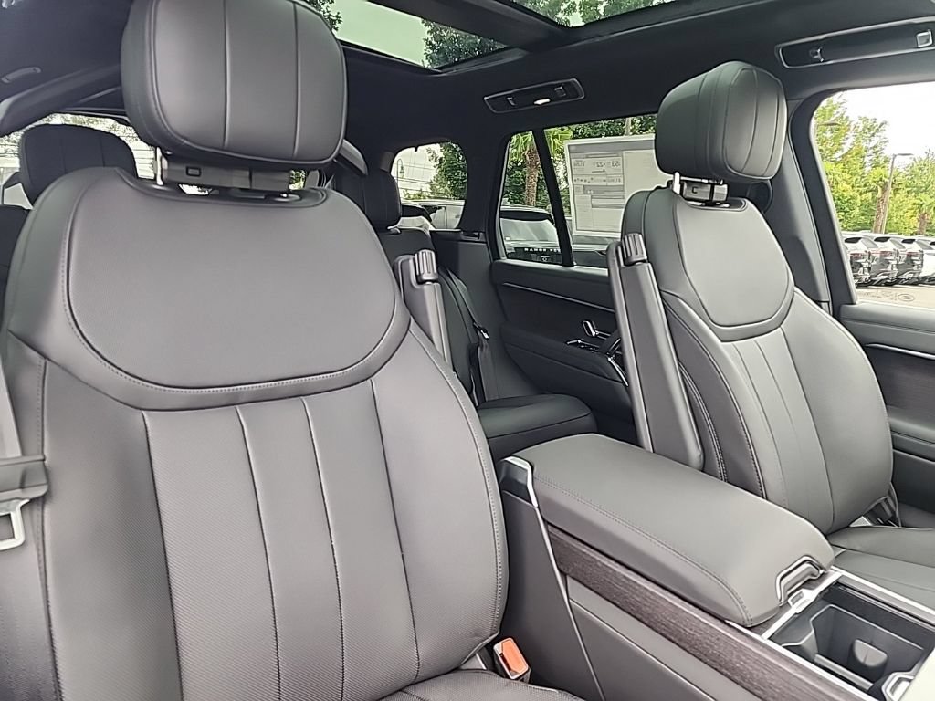New 2026 Land Rover Range Rover SE AWD/4WD image 22