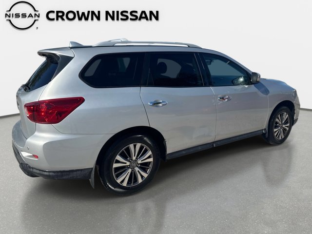 Used 2019 Nissan Pathfinder S image 8