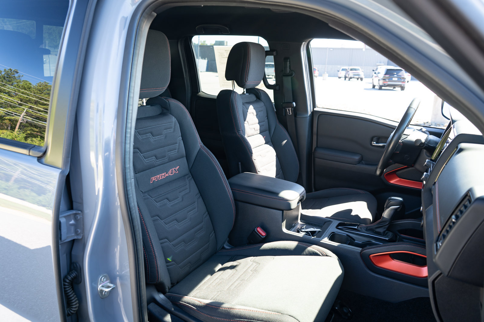 Used 2024 Nissan Frontier PRO-4X w/ Off-Road Protection Package AWD/4WD image 22
