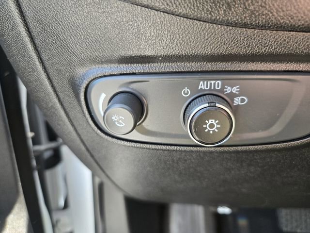 Used 2020 Chevrolet Equinox LT FWD image 30