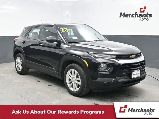 Used 2023 Chevrolet TrailBlazer LS FWD image 1