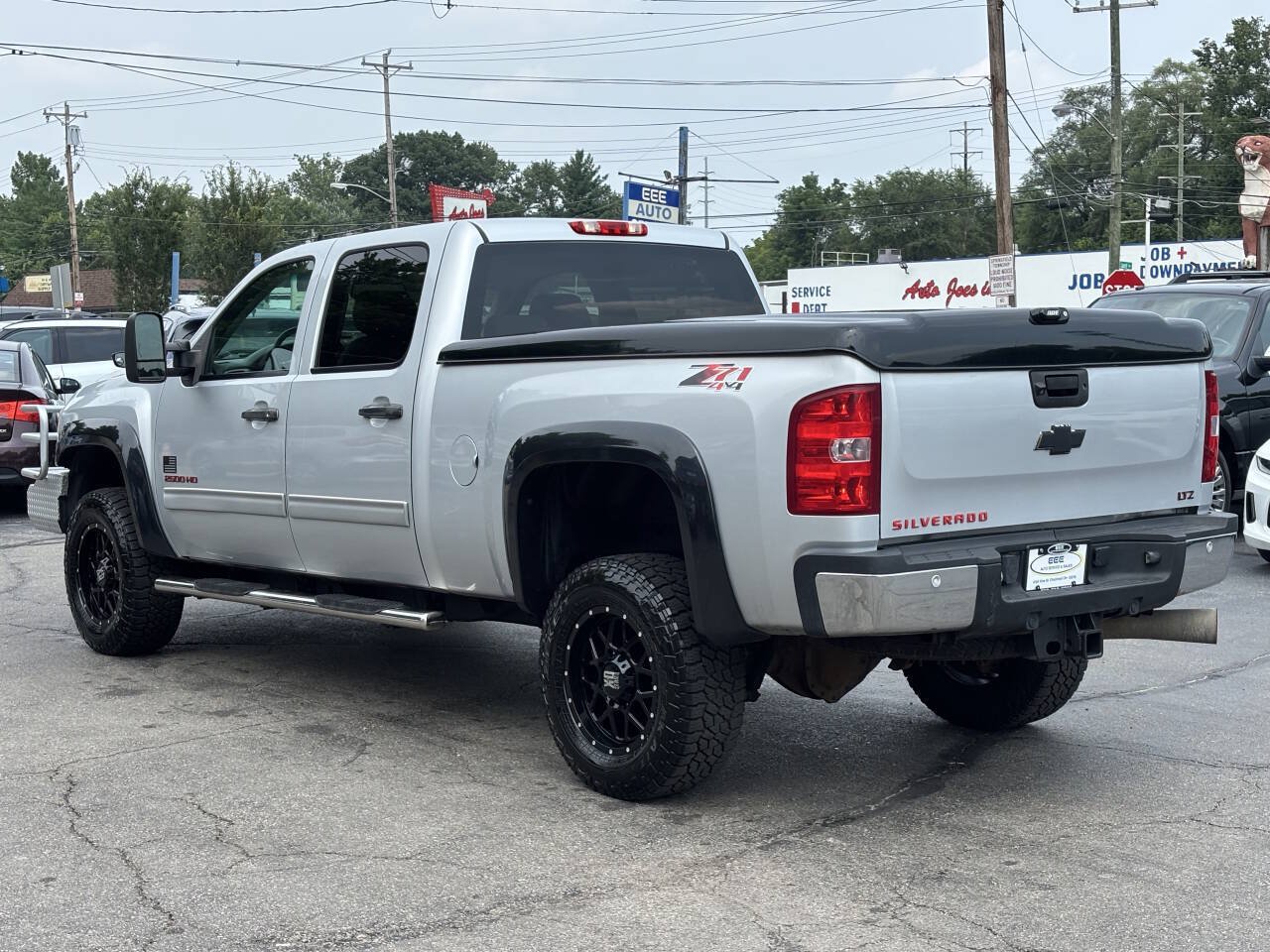 Used 2012 Chevrolet Silverado 2500 LTZ w/ LTZ Plus Package AWD/4WD image 6