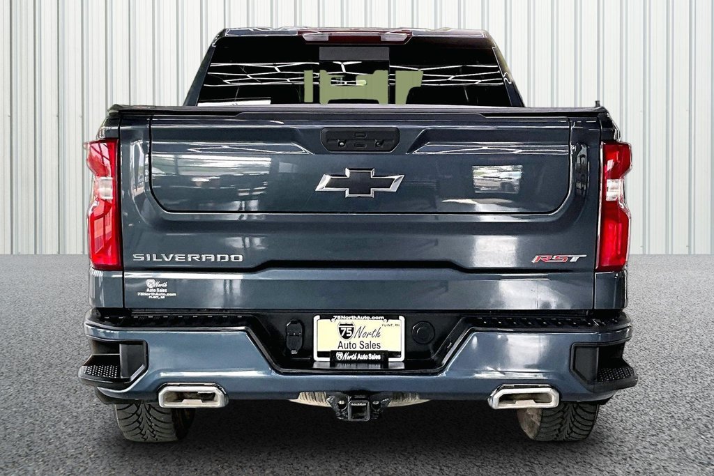 Used 2021 Chevrolet Silverado 1500 RST w/ Convenience Package II AWD/4WD image 5