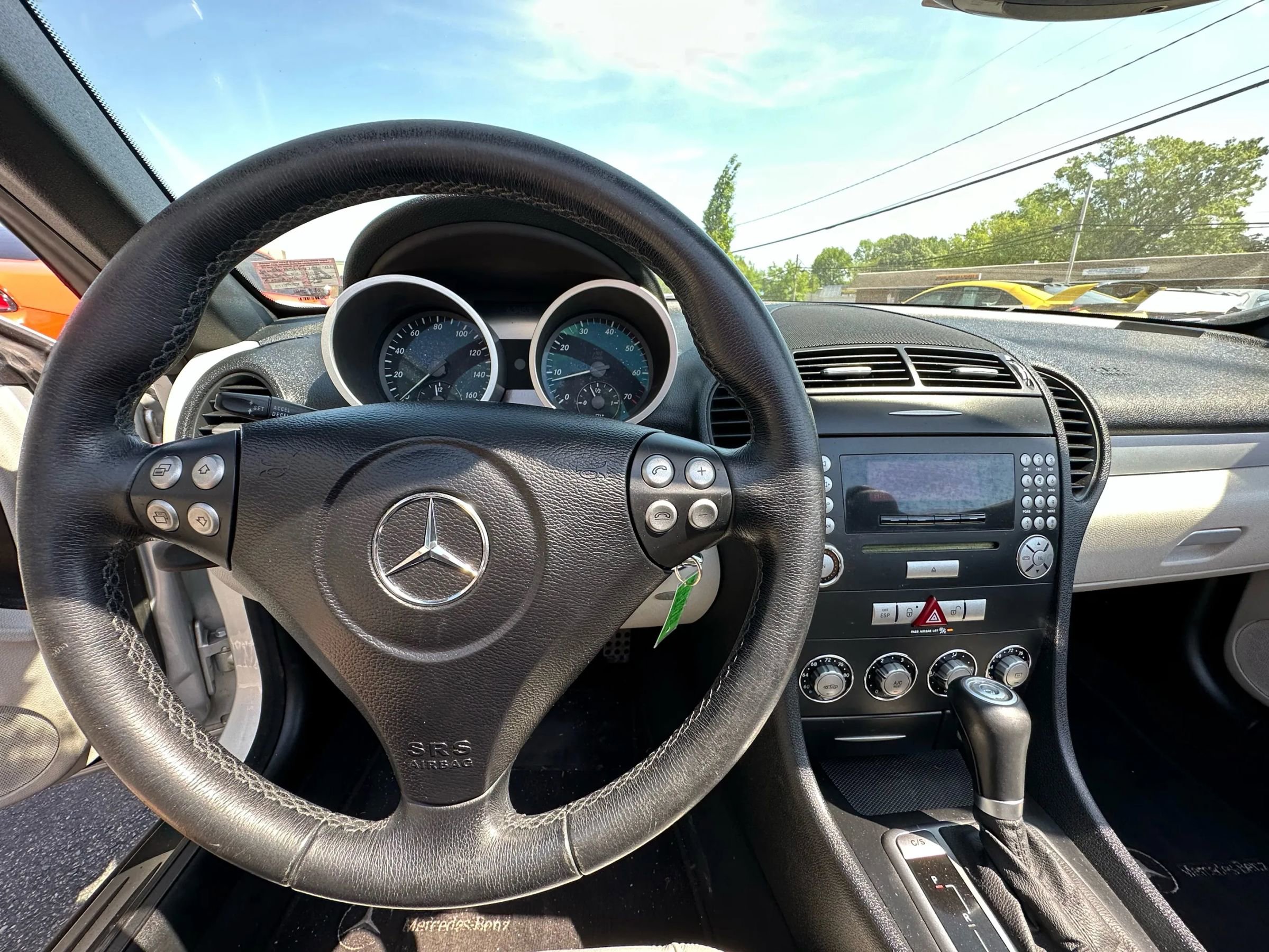 Used 2007 Mercedes-Benz SLK 350 image 26