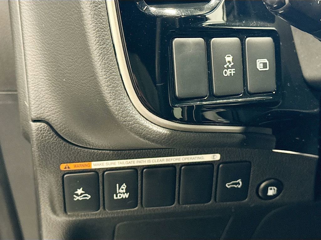 Used 2022 Mitsubishi Outlander LE AWD/4WD image 8