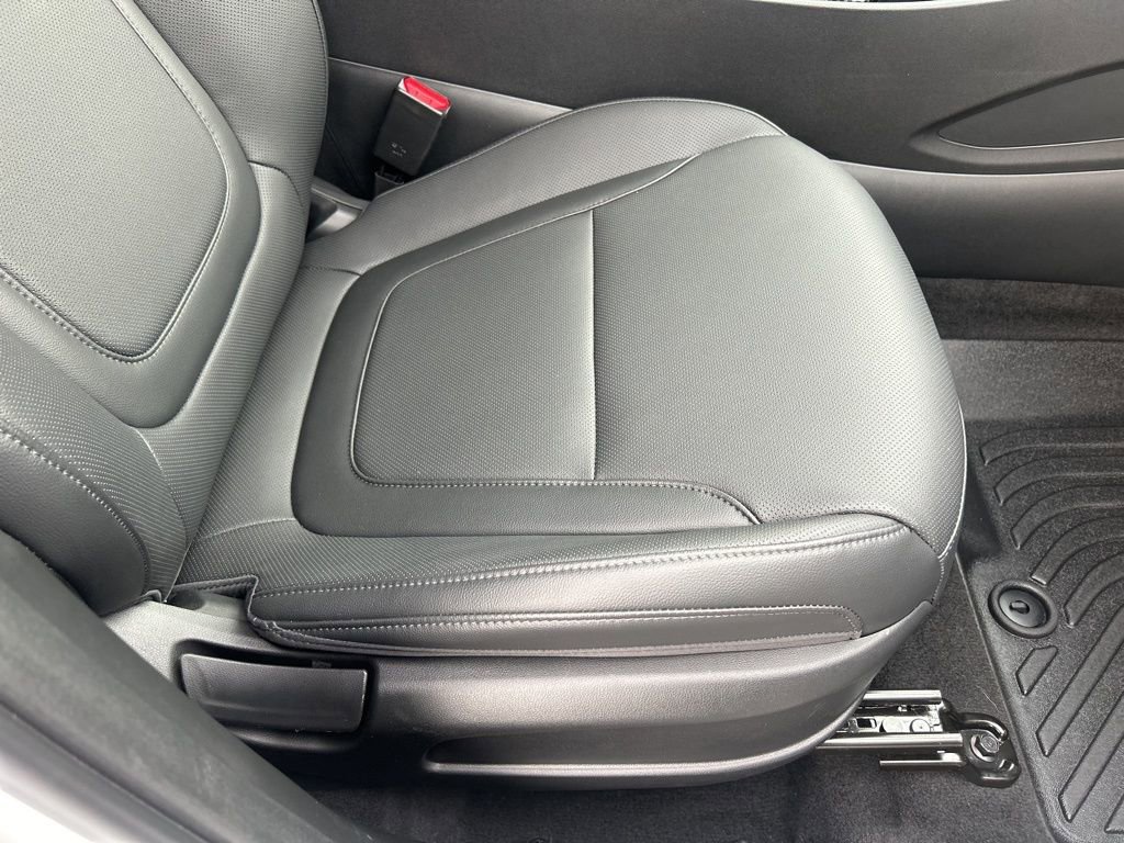 Used 2025 Hyundai Santa Cruz SEL image 46