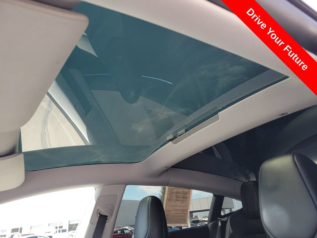 Used 2025 Tesla Model 3 Long Range AWD/4WD image 18