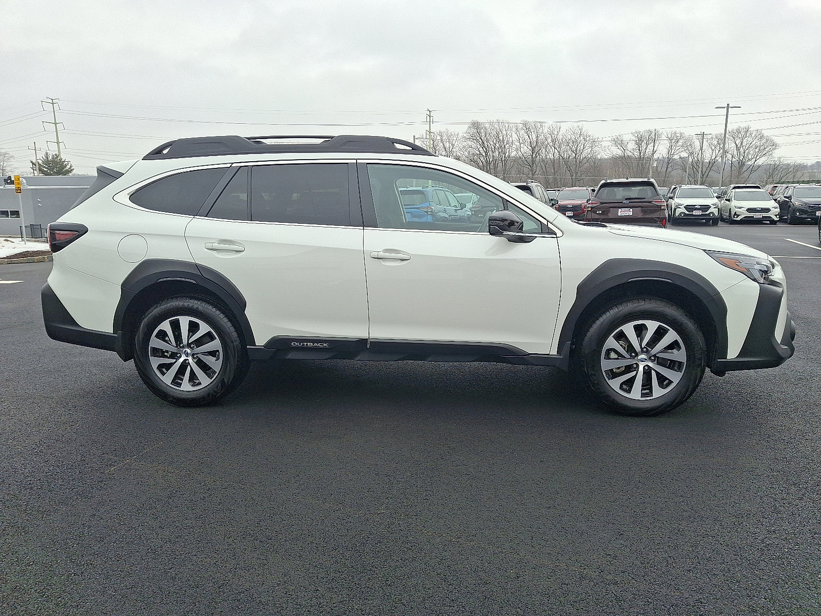 Certified 2025 Subaru Outback Premium w/ Popular Package #1A image 7