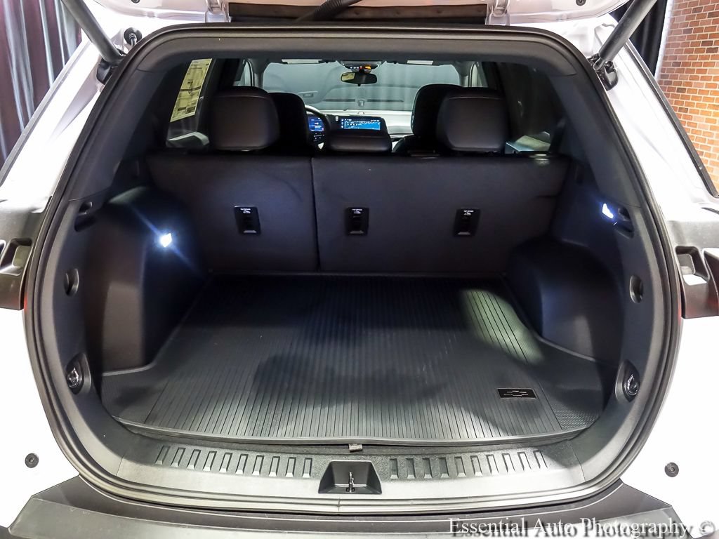 New 2027 Chevrolet Equinox RS w/ LPO, Floor Liner Package AWD/4WD image 20