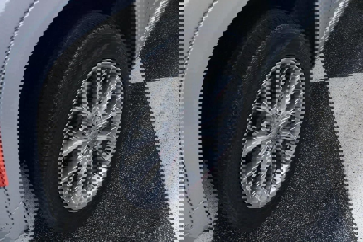 Used 2022 Jeep Grand Cherokee Summit w/ Advanced Protech Group IV image 34