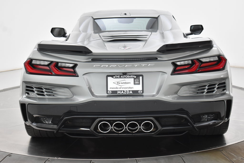 Used 2024 Chevrolet Corvette Z06 RWD image 31