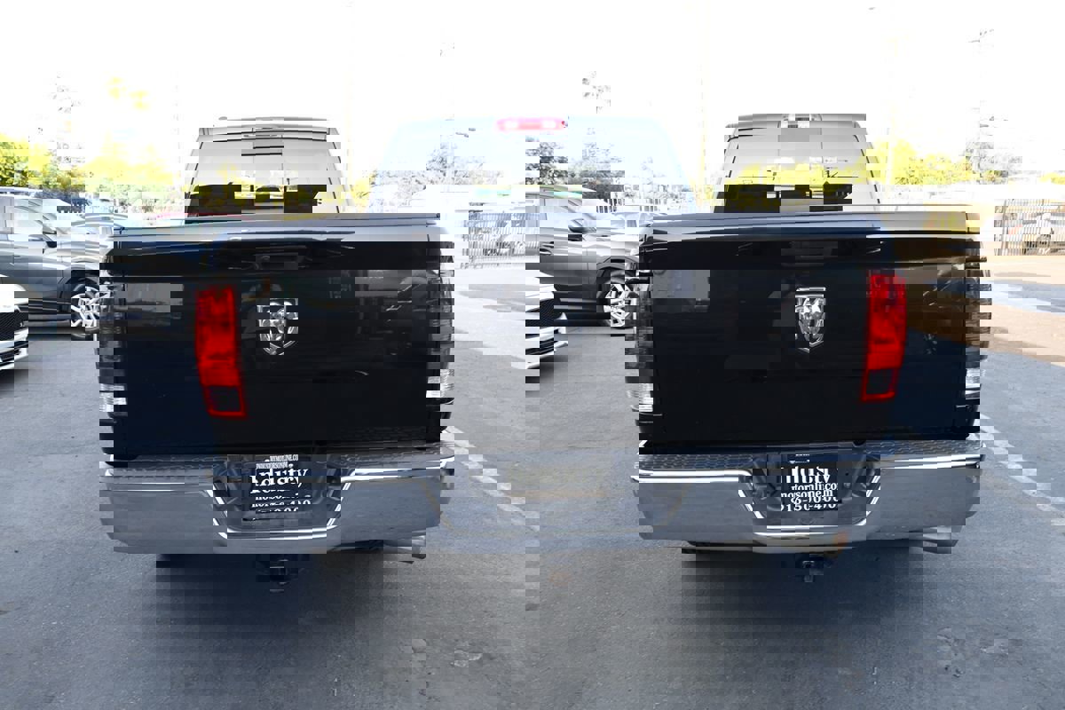 Used 2019 RAM 1500 Classic SLT image 5