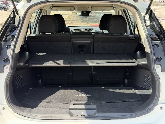 Used 2020 Nissan Rogue S FWD image 26