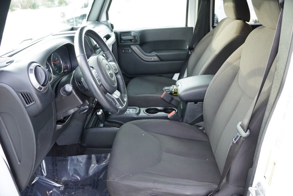 Certified 2018 Jeep Wrangler Unlimited Sport S image 17