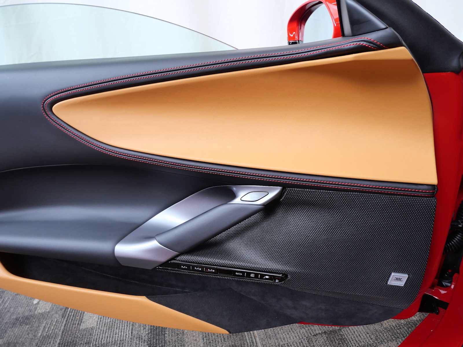 Used 2024 Ferrari SF90 Spider AWD/4WD image 30