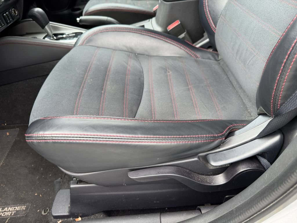 Used 2024 Mitsubishi Outlander Sport SE AWD/4WD image 22