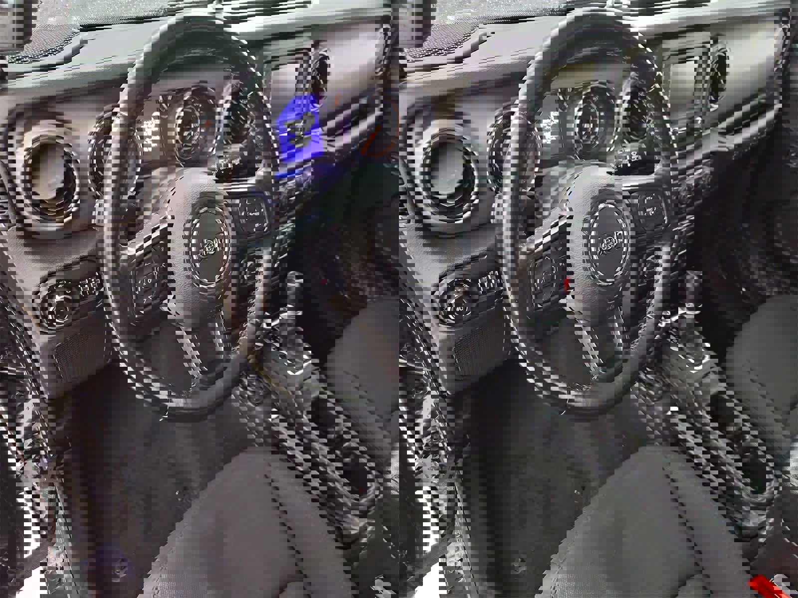 Used 2020 Jeep Wrangler Unlimited Sport S image 2