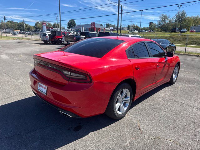 Used 2017 Dodge Charger SE RWD image 8