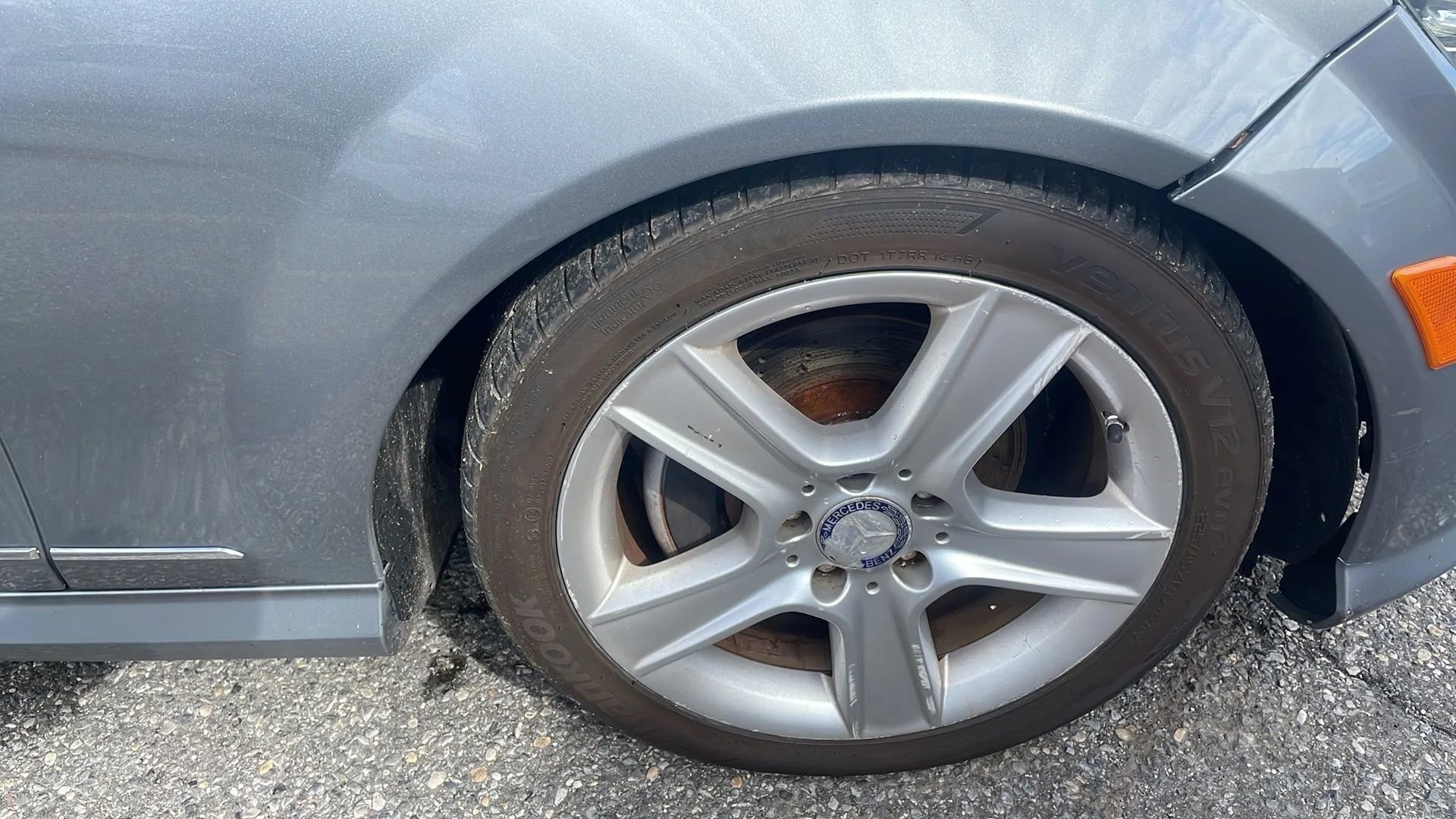 Used 2011 Mercedes-Benz C 300 4MATIC Sedan image 16
