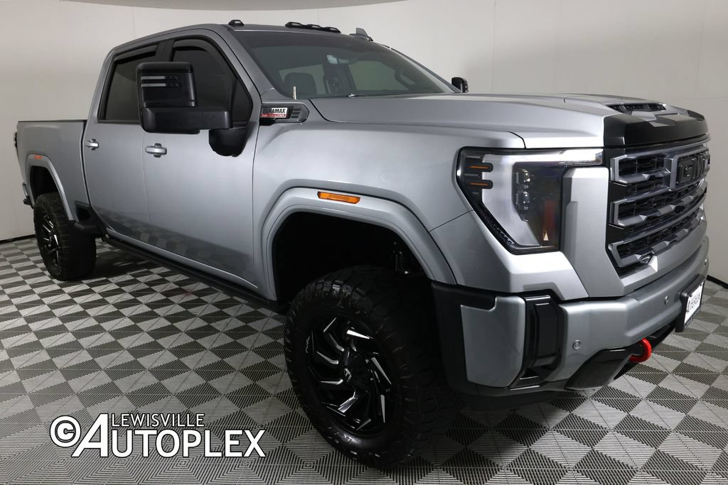Used 2025 GMC Sierra 2500 AT4 w/ AT4 Premium Plus Package AWD/4WD image 3