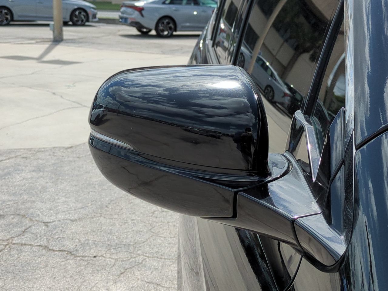 Used 2020 Honda Pilot Touring image 12