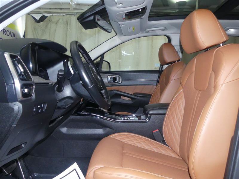 Used 2022 Kia Sorento SX Prestige w/ Rust Color Package AWD/4WD image 27