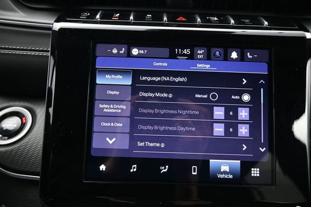 Used 2025 Jeep Grand Cherokee Altitude AWD/4WD image 25