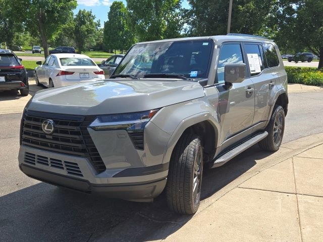 Used 2024 Lexus GX 550 w/ Cold Area Package AWD/4WD image 7