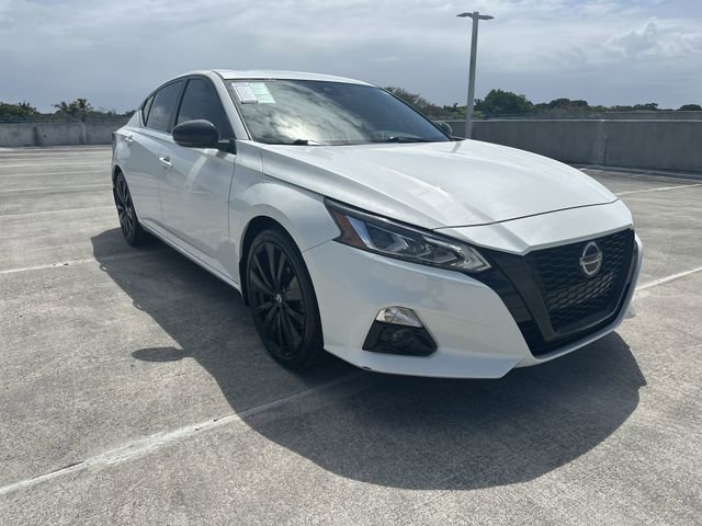 Used 2022 Nissan Altima 2.5 SR w/ Midnight Edition Package image 21