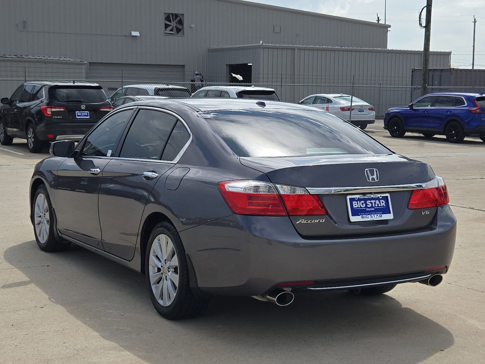 Used 2015 Honda Accord EX-L image 6