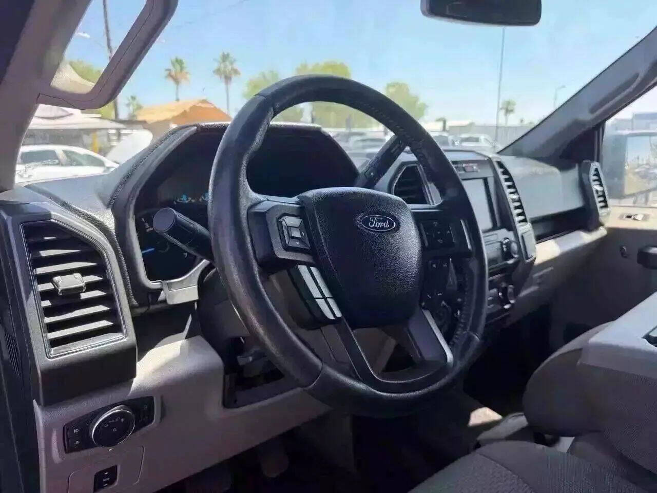 Used 2017 Ford F150 XLT w/ Equipment Group 302A Luxury RWD image 14