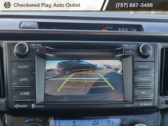 Used 2018 Toyota RAV4 SE image 35