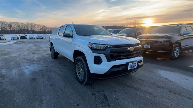 New 2026 Chevrolet Colorado LT image 2