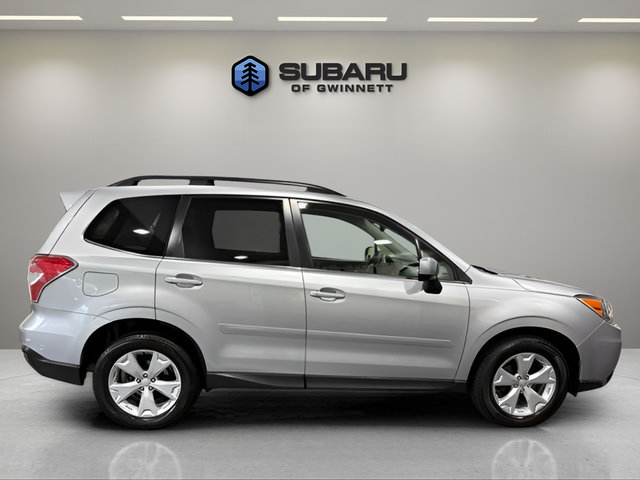Used 2015 Subaru Forester 2.5i Limited AWD/4WD image 6