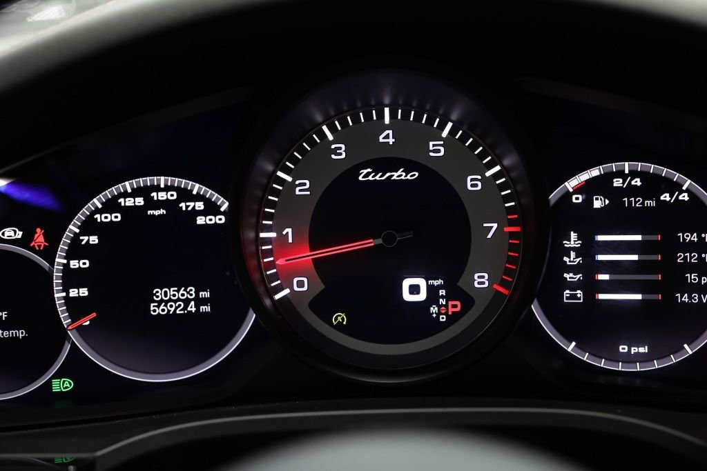 Used 2022 Porsche Cayenne Turbo image 24