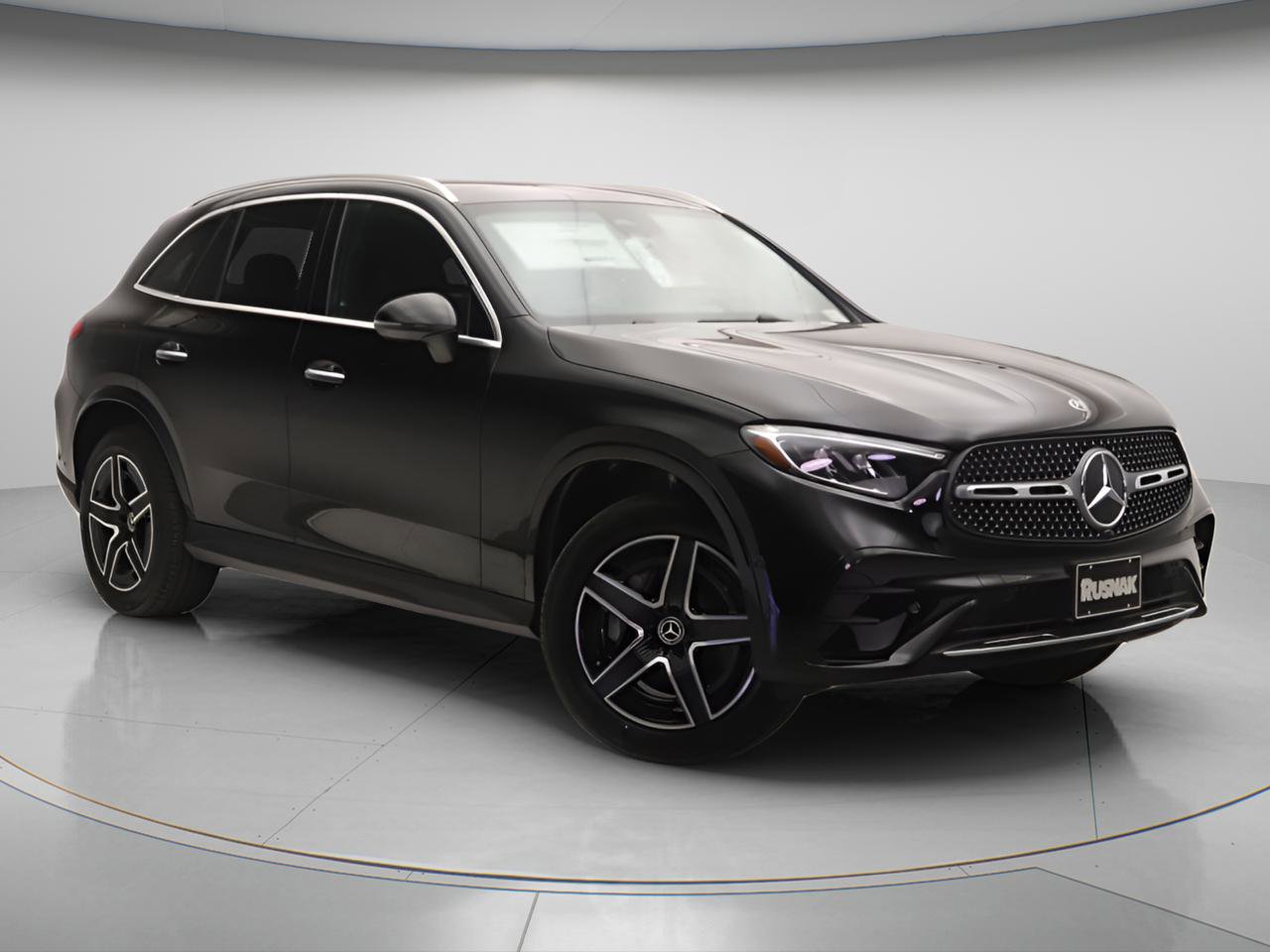 New 2026 Mercedes-Benz GLC 300 image 1