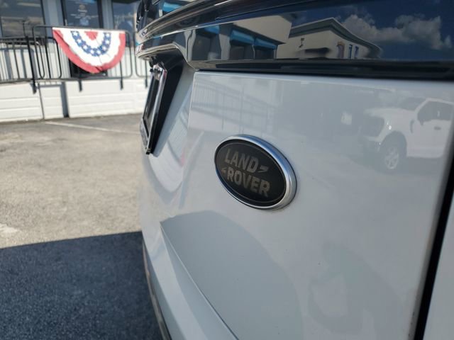 Used 2019 Land Rover Range Rover Velar R-Dynamic SE image 6