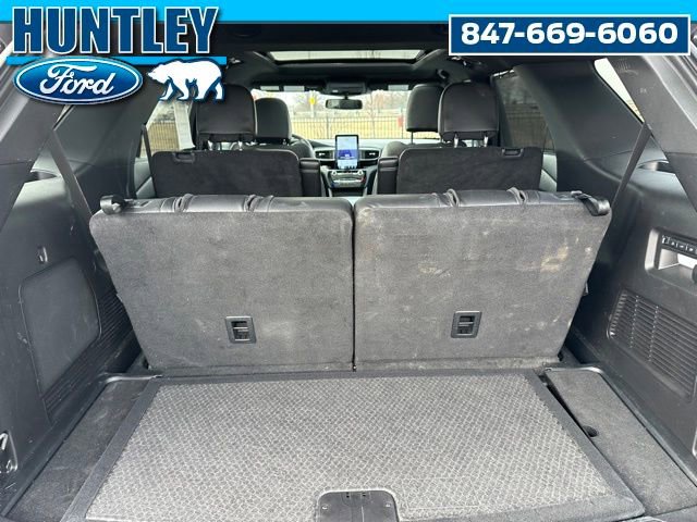 Used 2023 Ford Explorer ST w/ Technology Package image 11