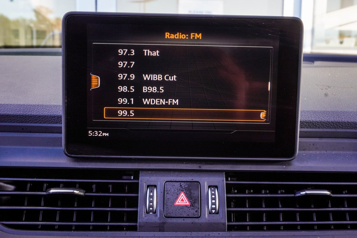 Used 2020 Audi Q5 2.0T Premium w/ Convenience Package image 25