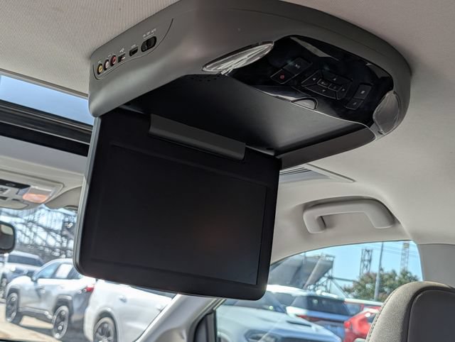 Used 2019 Toyota Sienna XLE w/ XLE Navigation Package FWD image 29