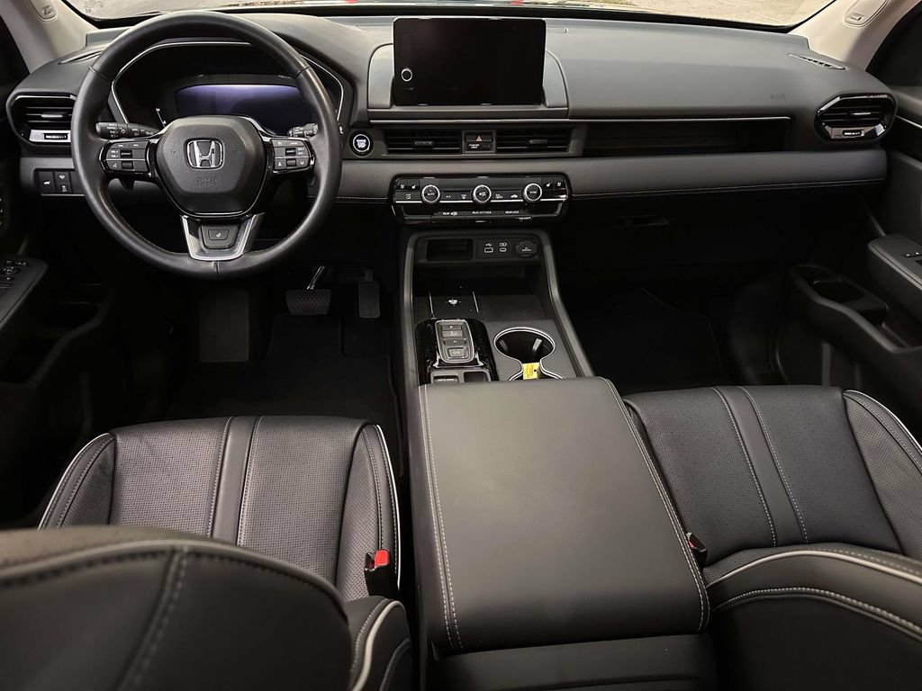 Used 2023 Honda Pilot Elite image 19