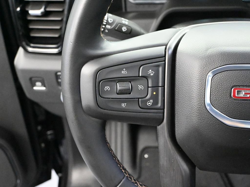 Used 2025 GMC Sierra 3500 AT4 image 31