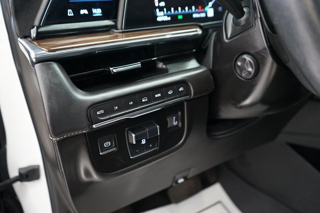 Used 2024 Cadillac Escalade Sport Platinum w/ LPO, ONYX Package image 37
