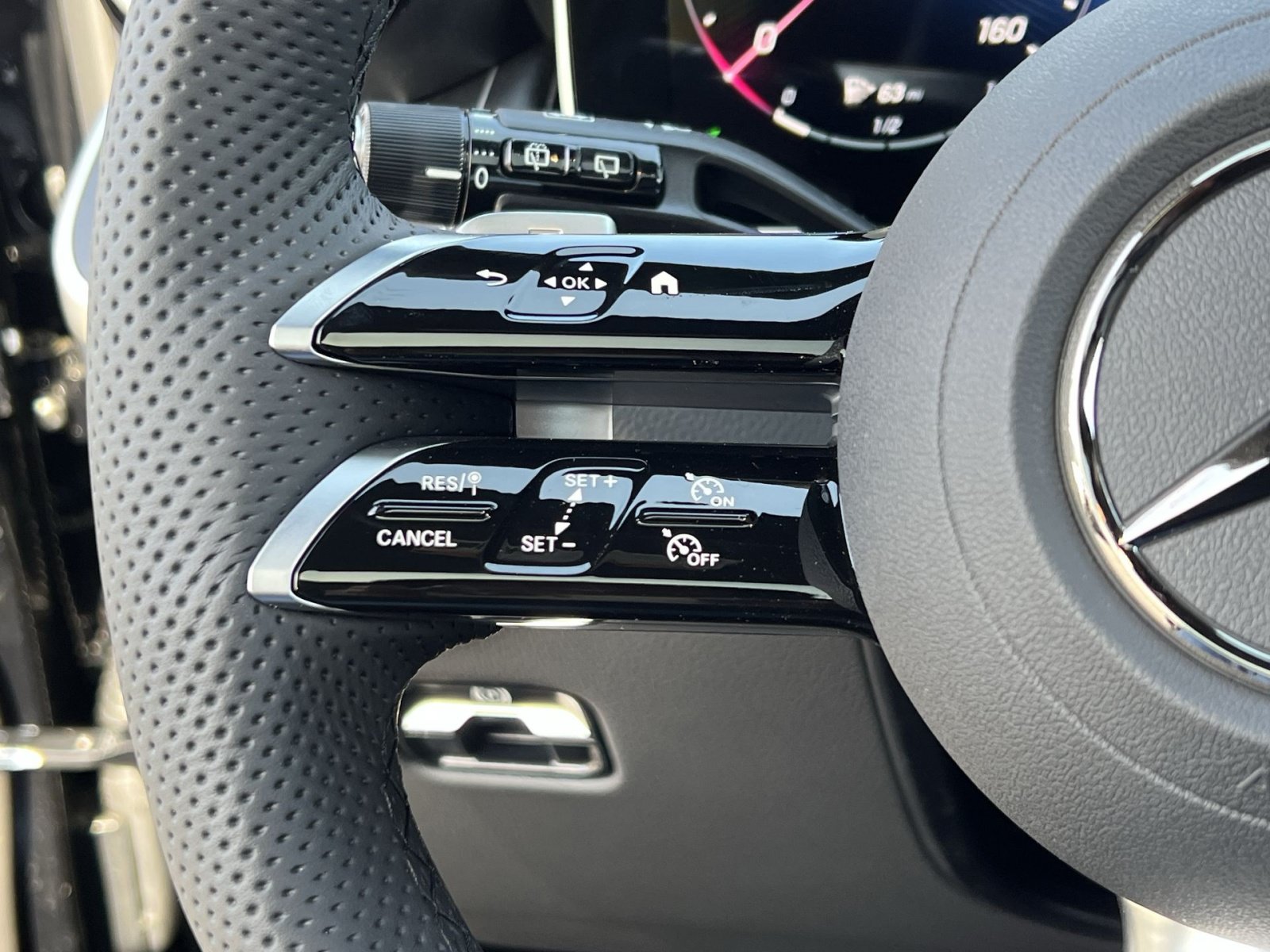 New 2026 Mercedes-Benz GLC 300 4MATIC image 29