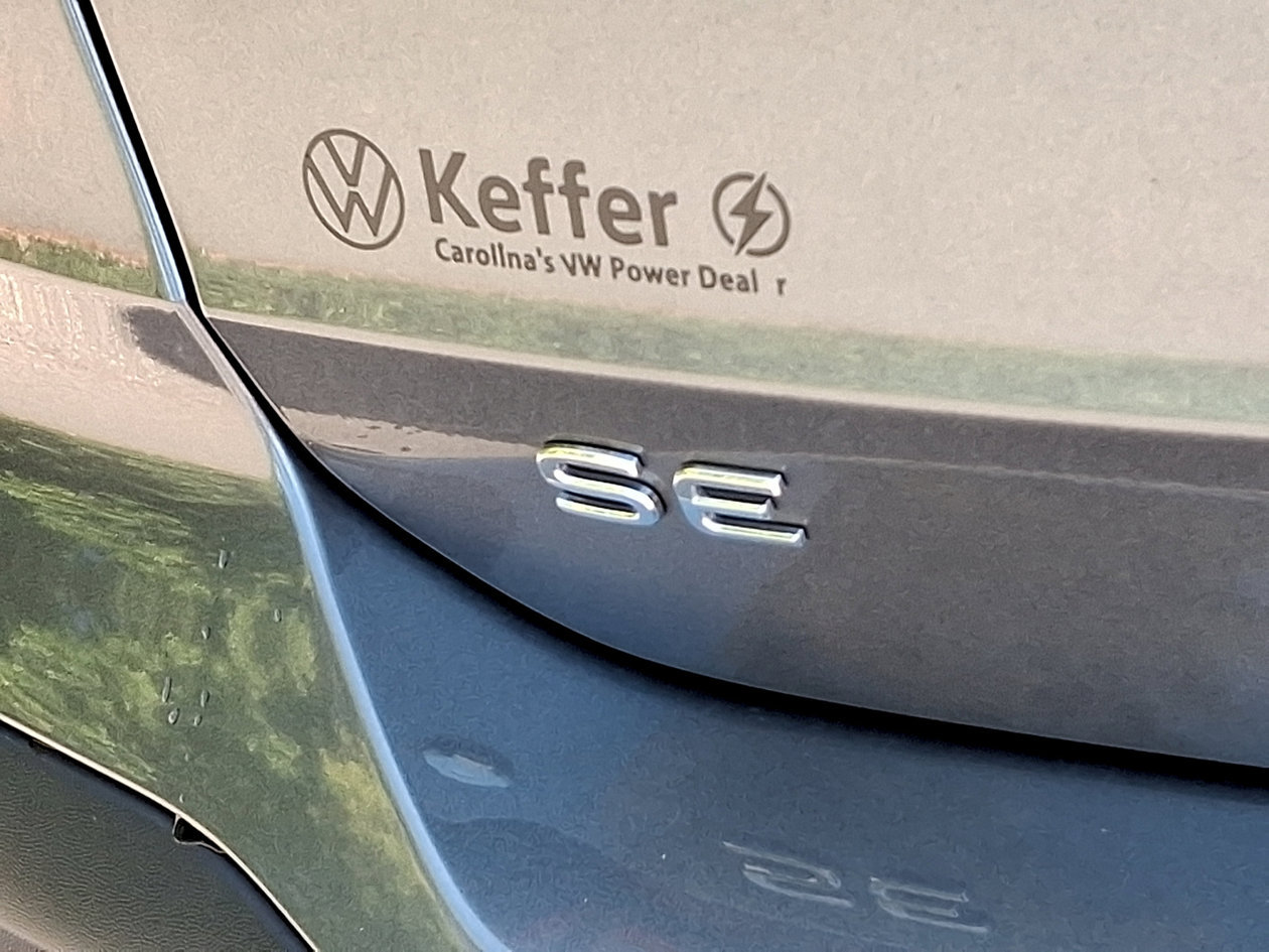 Certified 2023 Volkswagen Taos SE FWD image 32