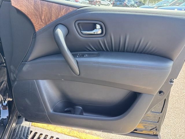 Used 2024 Nissan Armada SL RWD image 17
