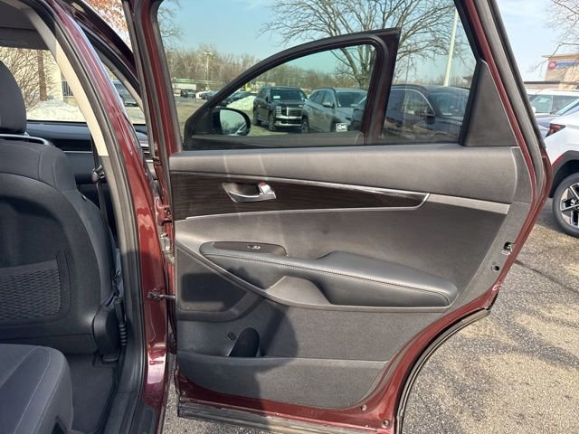 Used 2019 Kia Sorento LX image 31