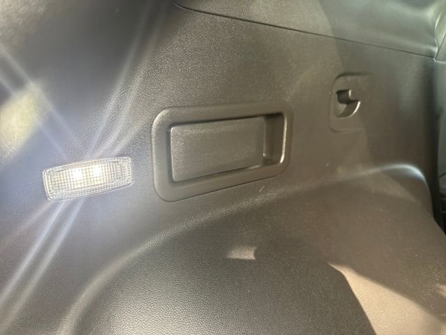 Used 2022 Chevrolet Blazer LT image 37